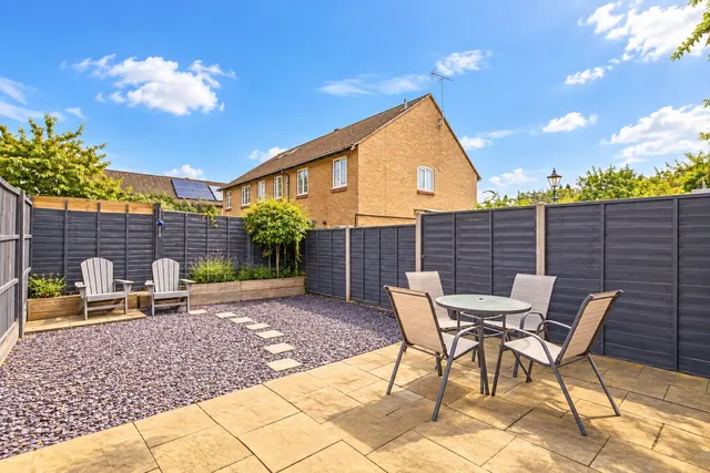 Kingfisher Close, Wheathampstead, AL4, photo 3