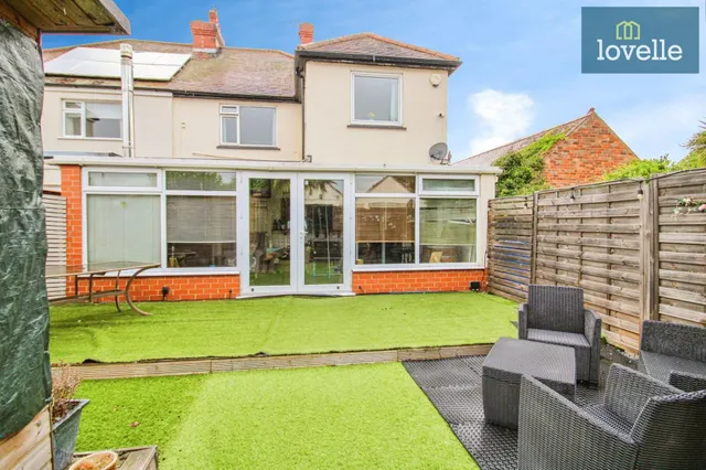 Portland Avenue, Grimsby, DN32, photo 3