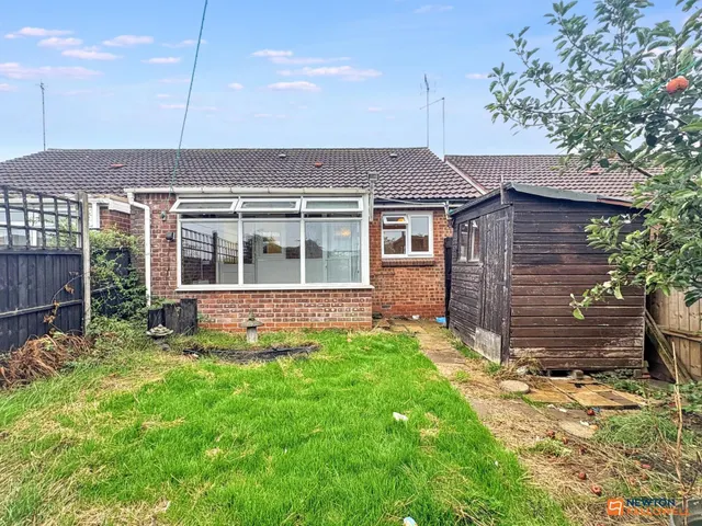 Peggs Grange, Hugglescote, LE67, photo 3