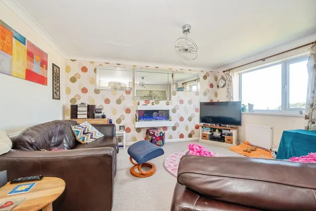 Henvor Close, Redruth, TR15, photo 2