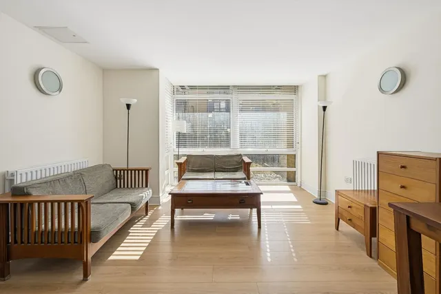 Cassilis Road, London, E14, photo 1