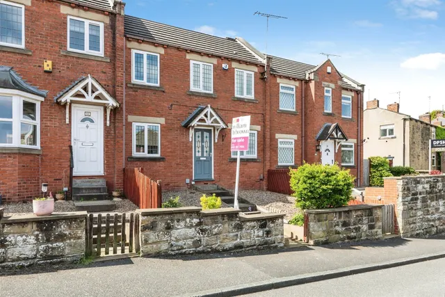 School Street, Churwell, Leeds, photo 1