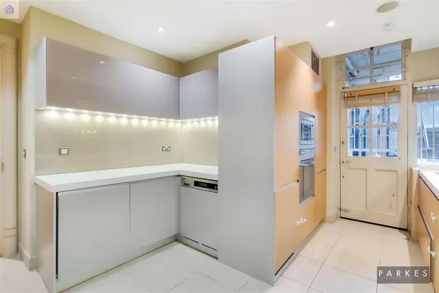 Photo 3 — Harley House, Marylebone, London, NW1 5HL