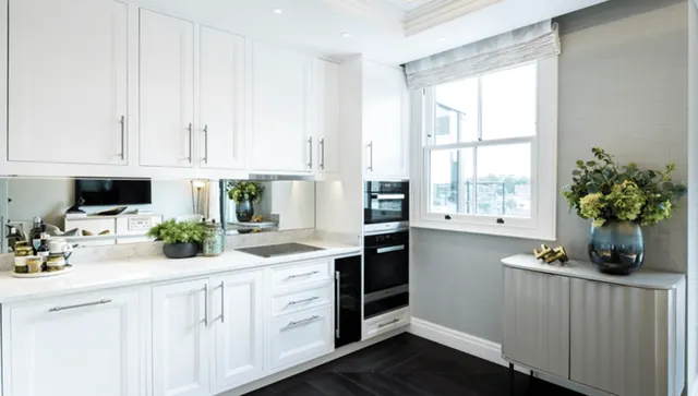Prince of Wales Terrace, London, W8, photo 3