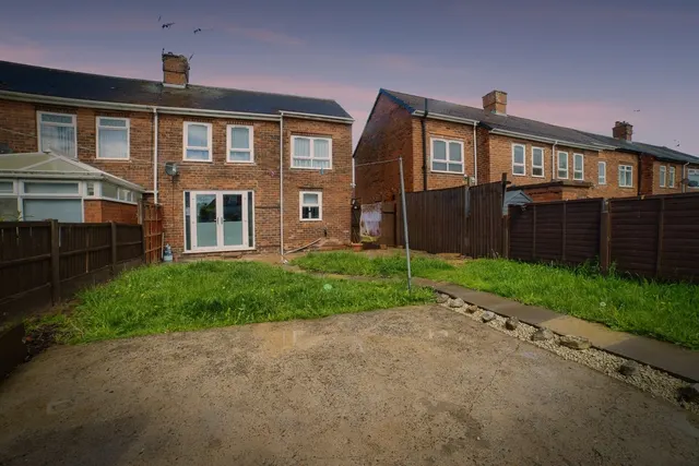 Frederick Street, Sutton-in-Ashfield, NG17, photo 1