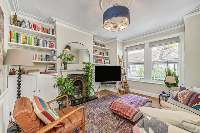 Delia Street, Earlsfield, SW18, photo 1