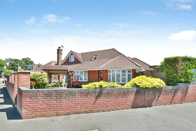 Strathmore Road, Muscliff, BH9, photo 1