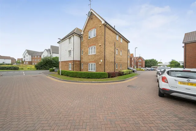 Wherry Close, Margate, CT9, photo 1