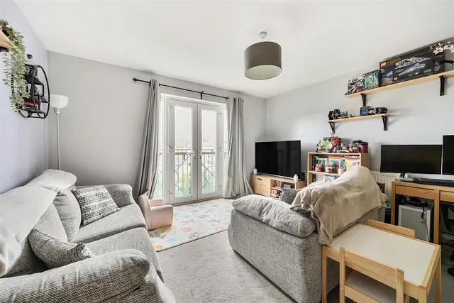 Photo 2 — Wherry Close, Margate, Kent, CT9 4BP