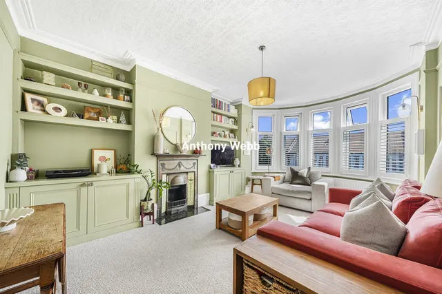 Cranley Gardens, Palmers Green, N13, photo 1