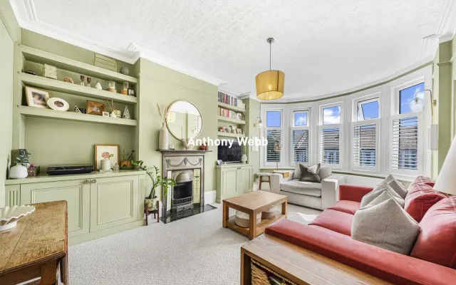 Cranley Gardens, Palmers Green, N13, photo 1