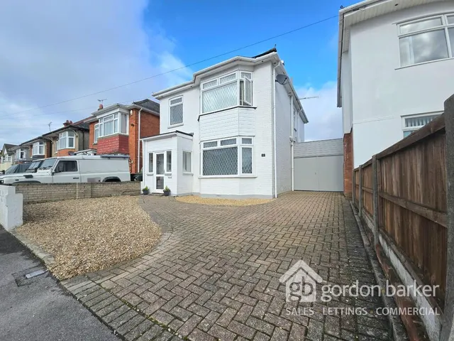 Gresham Road, Bournemouth, BH9 1QS, photo 1