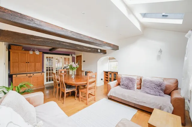Leigh Lane, Leigh, ST10, photo 2