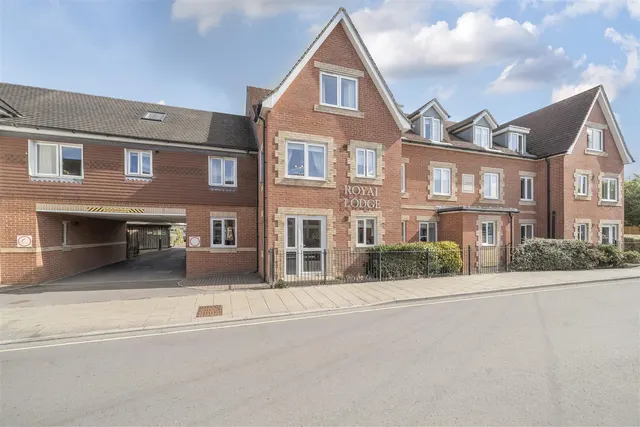 Hardings Lane, Gillingham, SP8, photo 1