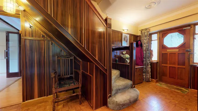Woodberry Way, Chingford, E4, photo 3
