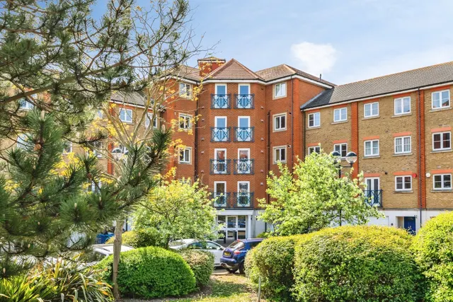 San Juan Court, Eastbourne, photo 1