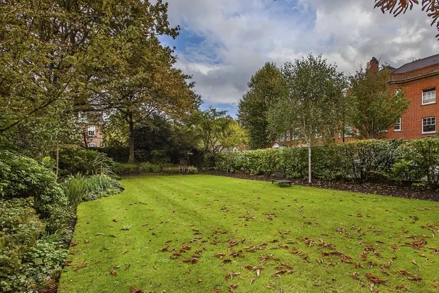 Photo 2 — Oakwood Court, London, W14