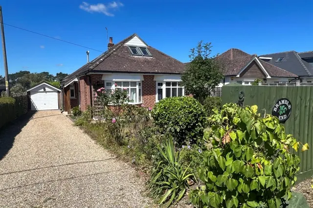 Ringwood, BH24, photo 1