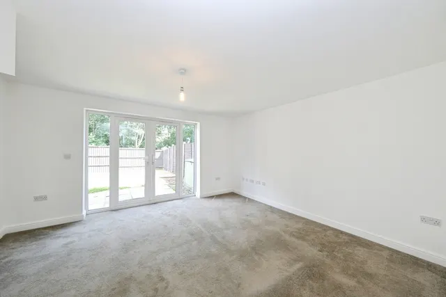 Photo 3 — Highfield Avenue, Langwith Junction, Mansfield, Derbyshire, NG20