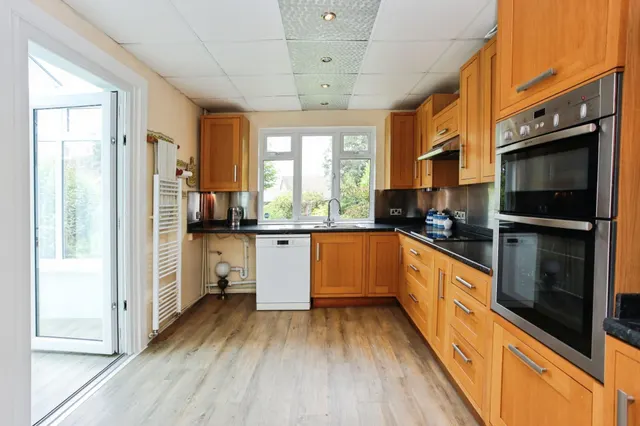 Hastings Road, Pembury, TN2, photo 2
