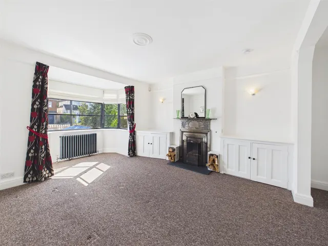 Photo 2 — Windmill Hill, Ruislip, Middlesex, HA4 8QE