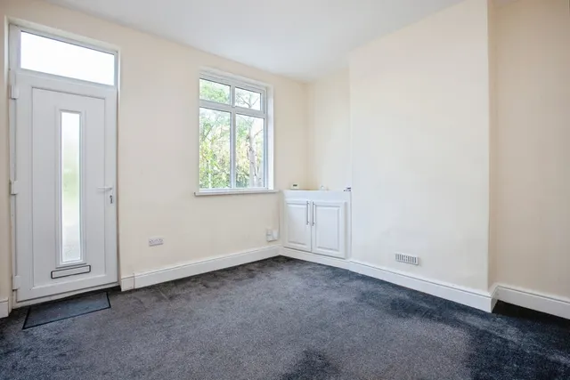 Springwood Terrace, Sutton-In-Ashfield, NG17, photo 2