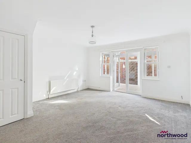 South Street, Little Chelsea, BN21, photo 2