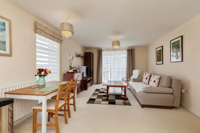 Great Brier Leaze, Patchway, BS34, photo 2