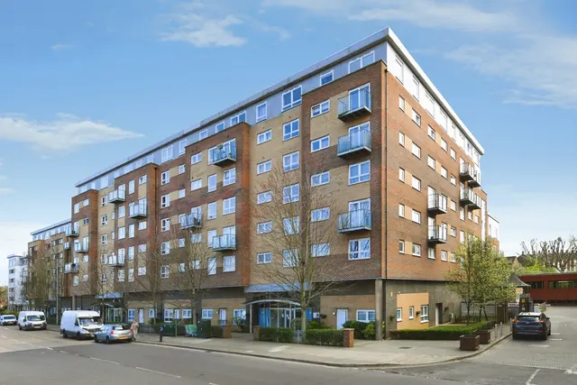 Cherrydown East, Basildon, Essex, SS16, photo 1