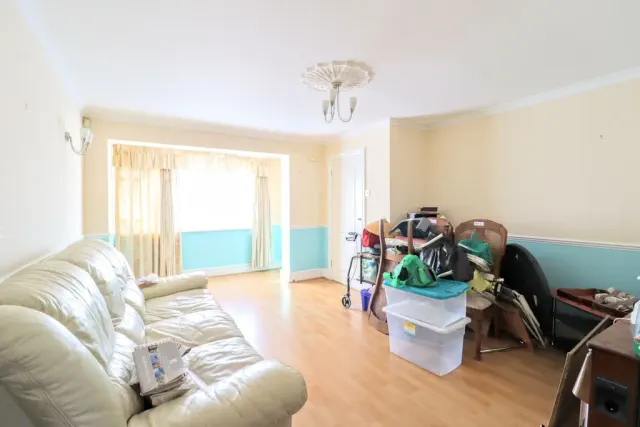 Photo 3 — Bushy Close, Bletchley, Milton Keynes, Buckinghamshire, MK3 6PH