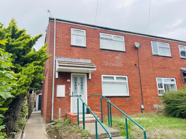 Winchester Close, Barry, photo 1