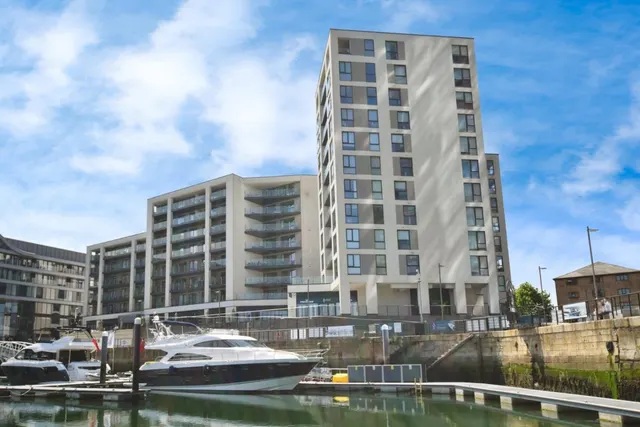 Alexandra Wharf, Ocean Village, SO14, photo 1