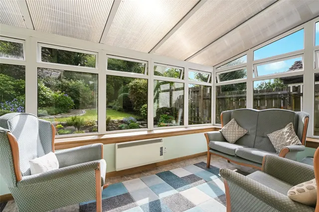 Photo 3 — Milverton Avenue, Bearsden, Glasgow, East Dunbartonshire, G61