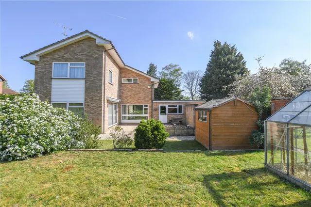 Barkham Ride, Finchampstead, RG40, photo 1