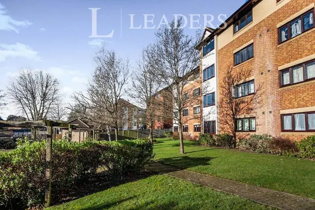 Station Road, Redhill, RH1, photo 1