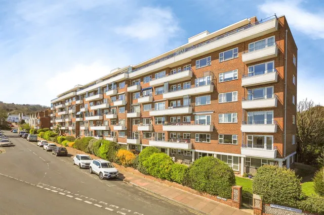 Cliff Road, Eastbourne, photo 1