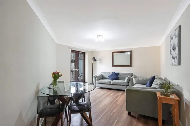 Photo 2 — 68 Brown Street, Glasgow, G2 8PD