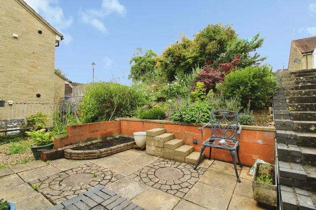 White Mead, Yeovil, BA21, photo 3