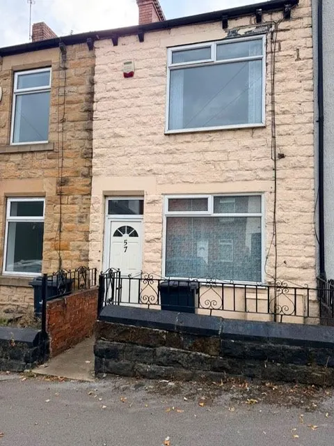 Corporation Street, Barnsley, photo 1