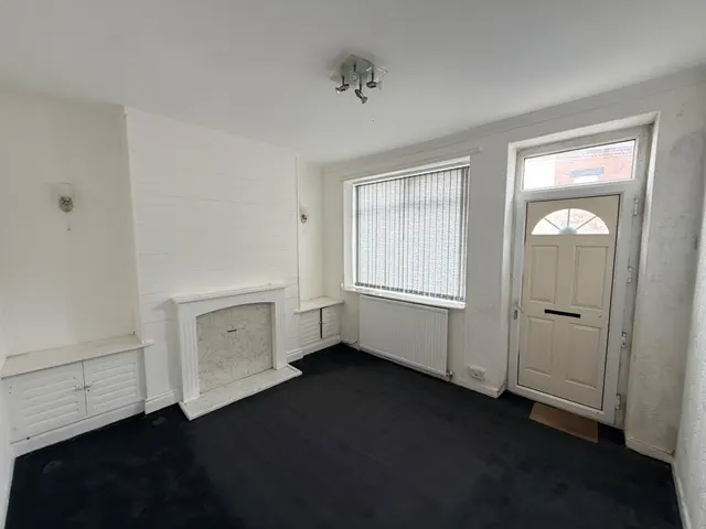 Corporation Street, Barnsley, photo 2