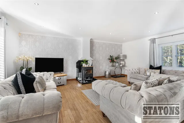 Hammondstreet Road, West Cheshunt, EN7, photo 3