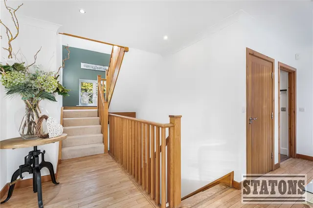 Hammondstreet Road, West Cheshunt, EN7, photo 2