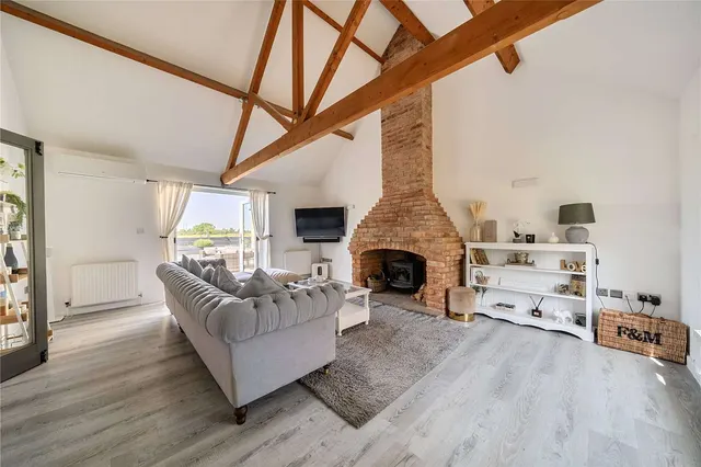 Searson Close, Tallington, PE9, photo 3