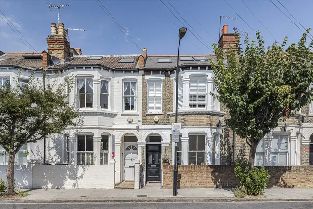 Photo 3 — Byam Street, London, SW6