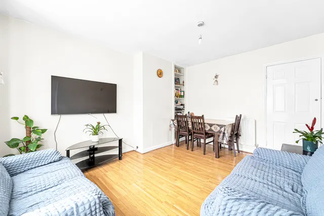 Errol Gardens, New Malden, KT3, photo 3
