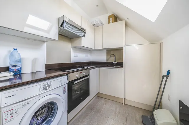 High Street, New Malden, KT3, photo 3
