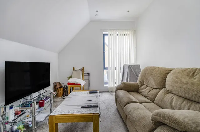 High Street, New Malden, KT3, photo 1