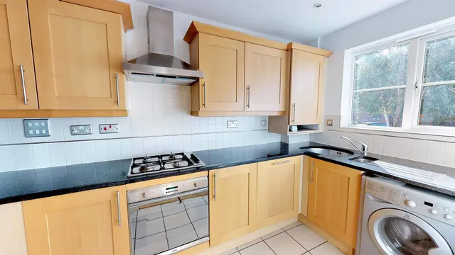Photo 3 — Foresters Court, Loughton