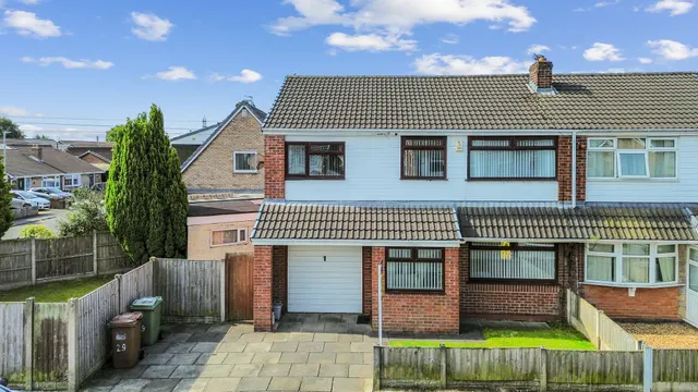 Ilfracombe Road, Sutton Leach, St. Helens, St. Helens, WA9 4NB, photo 1