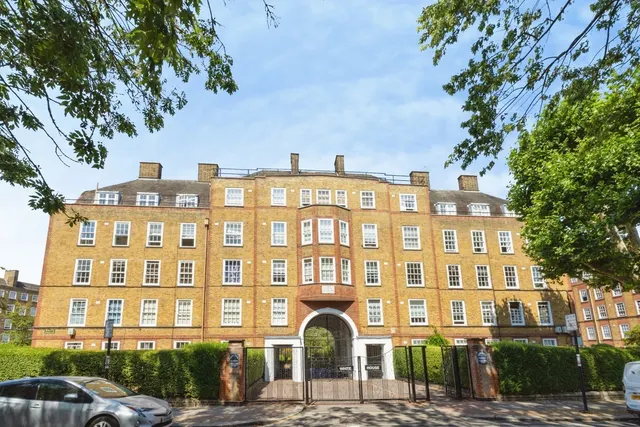 Vicarage Crescent, Battersea, London, SW11, photo 1